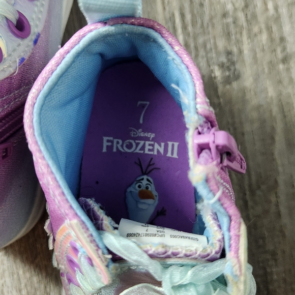 Disney Frozen 2 Anna & Elsa Snowflake high-top sneakers - Picture 4 of 5